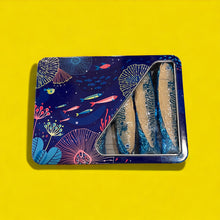 Cargar imagen en el visor de la galería, Lata de sardinas