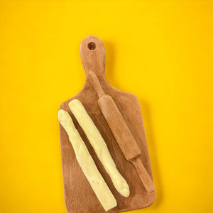 Tabla y rodillo de cocina