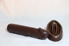 Cargar imagen en el visor de la galería, Pene o vagina de chocolate Belga